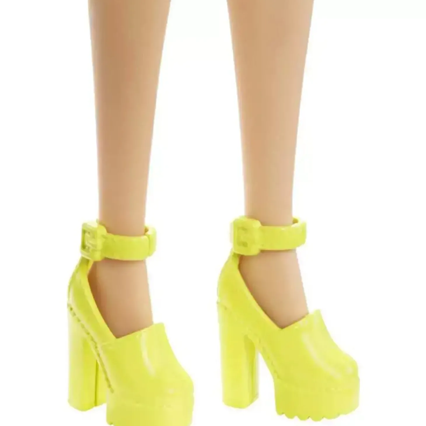 Barbie Fashionista Muñeca con ortodoncia 3 años