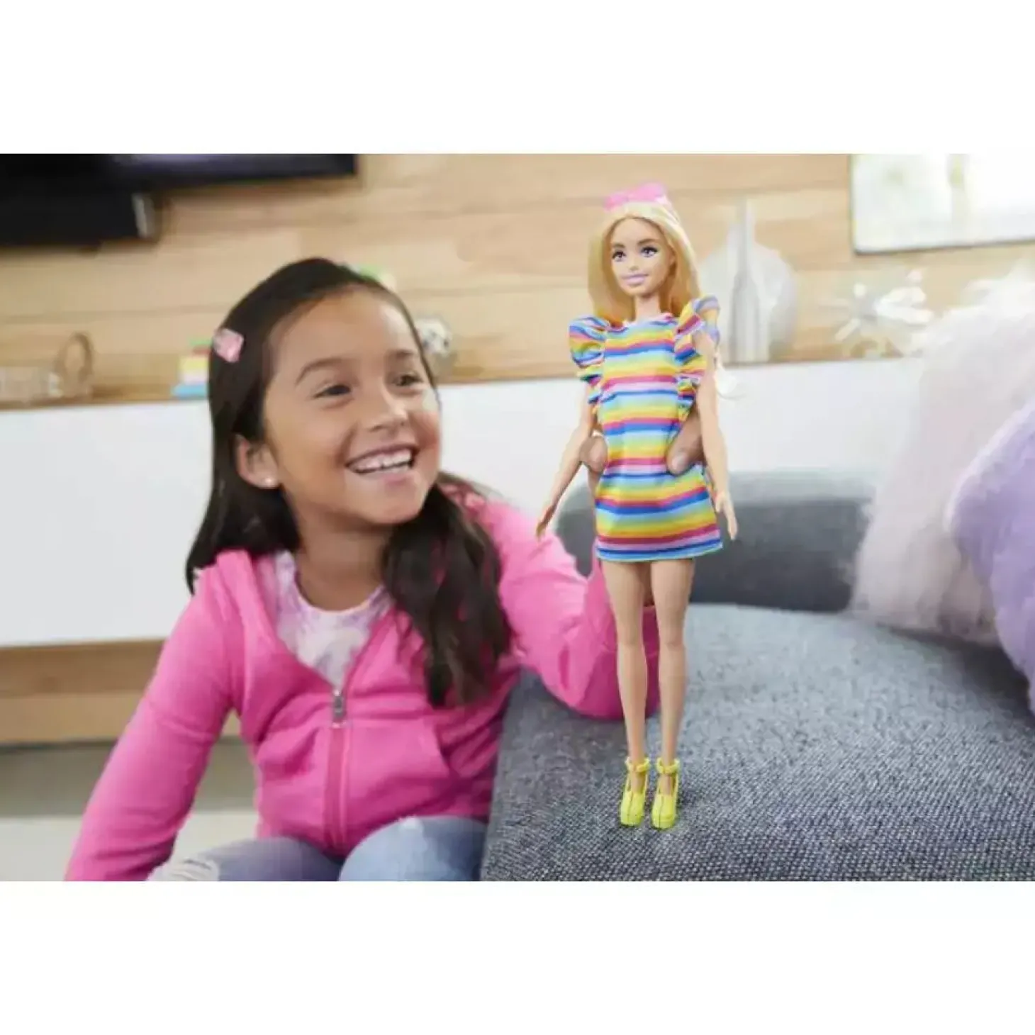 Barbie Fashionista Muñeca con ortodoncia 3 años
