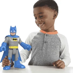 DC Comics Super Friends Figura Extragrande Batman con Traje Azul