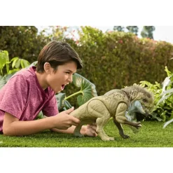 Dinosaurios Distortus Rex de la colección Furia retumbante de “Jurassic World: El Renacer”,