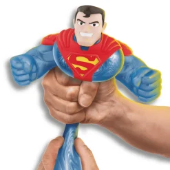 Goo Jit Zuu Superman Armado DC Comics