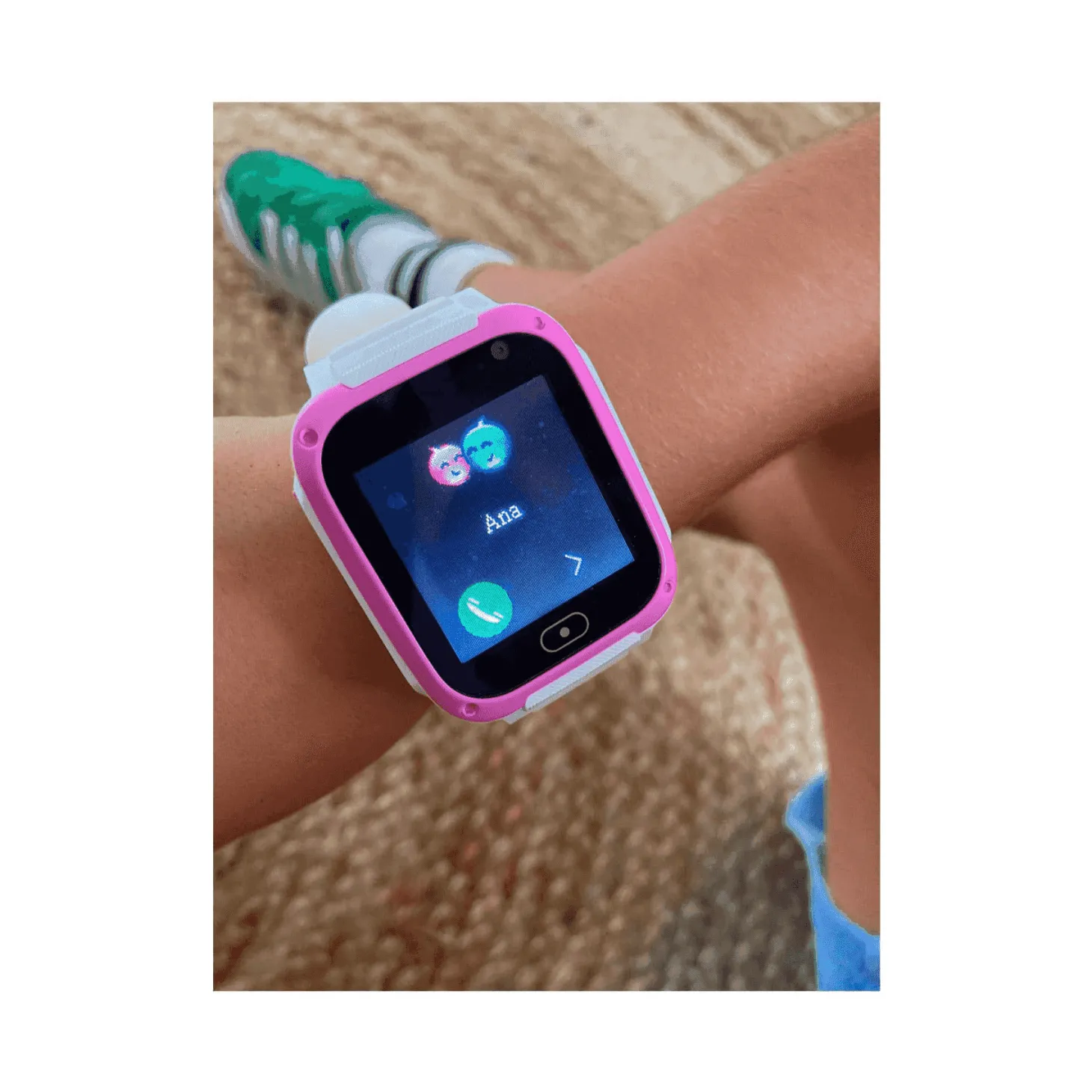 Holawatch Urban Love