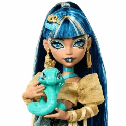 Monster High Muñeca Cleo De Nile de Monster High Estilo Divino con Mascota Cobra Hissette