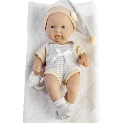 Muñeca Real Baby PequeBB 25 cm – Bebé clásico para juego de imitación (18M+)