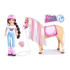 Nancy, Un Dia Con Su Caballo