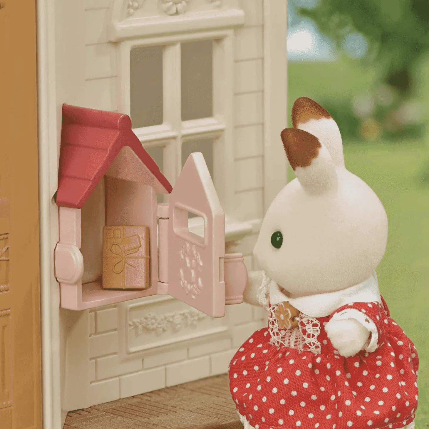Sylvanian Families Casa de Campo con Tejado Rojo